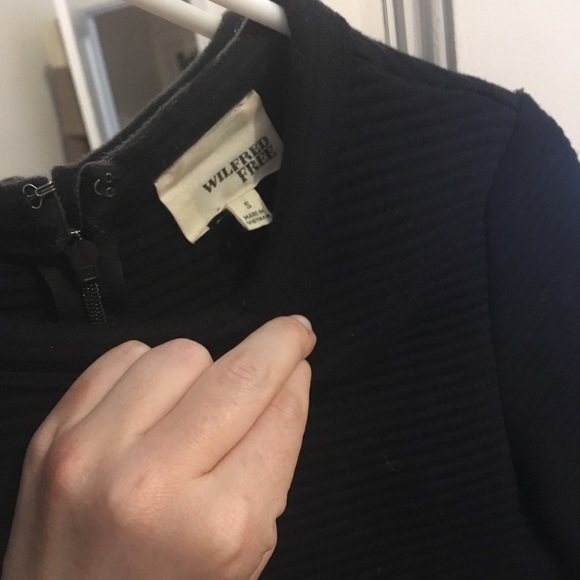 Wilfred Black mini stretchy/ribbed dress - Picture 3 of 3